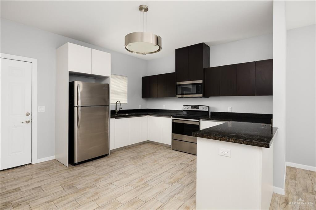 Photo 6 of 3707 Valeria Street #3