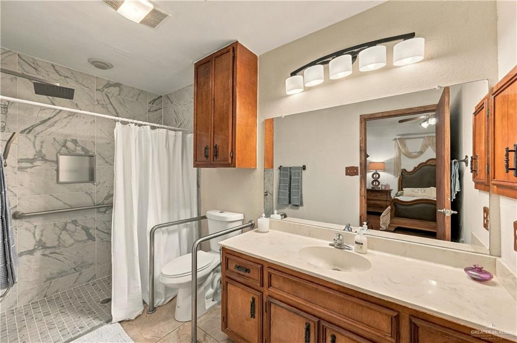 Photo 14 of 3620 Gumwood Avenue #1