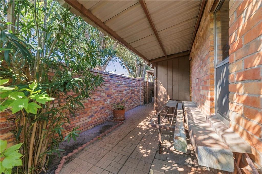 Photo 26 of 3620 Gumwood Avenue #1