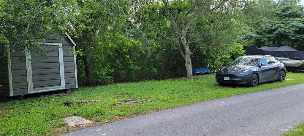 Photo 16 of 8544 Lago Vista Drive