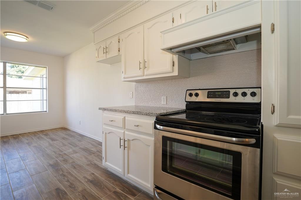 Photo 16 of 3204 Sycamore Avenue