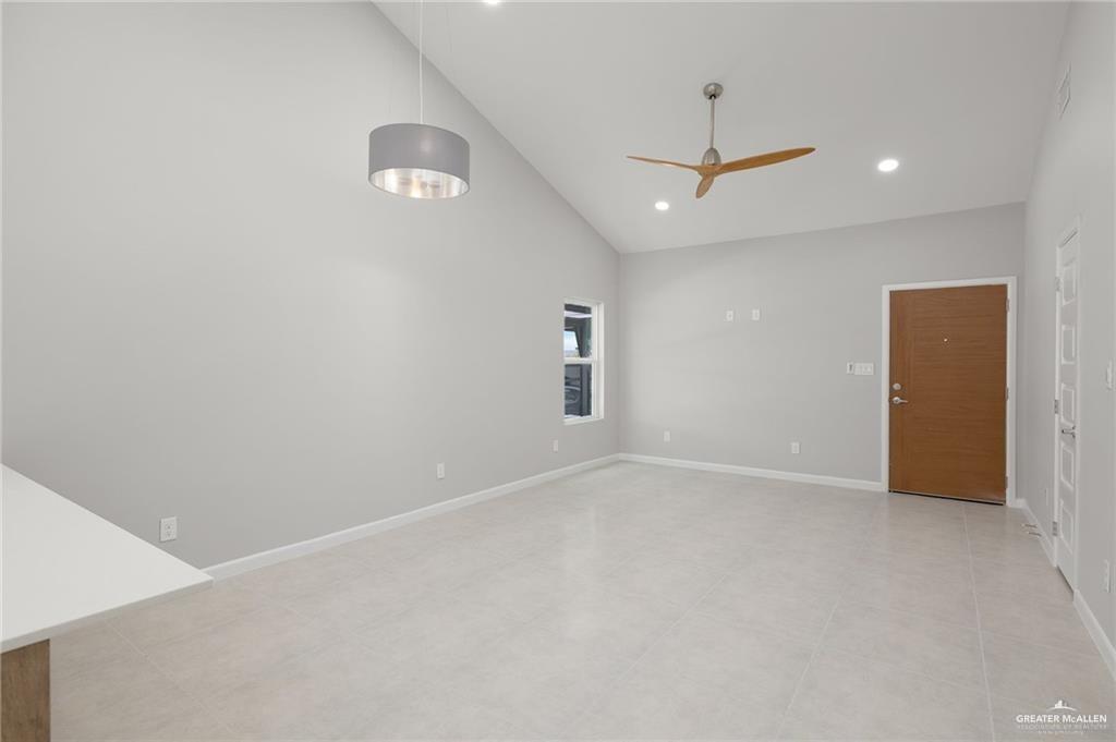 Photo 5 of 2701 Robin Road