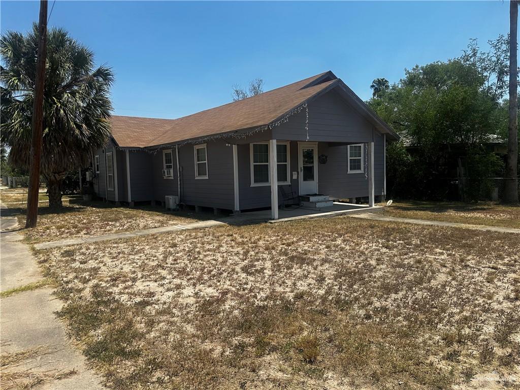 Photo 2 of 620 Miller Avenue