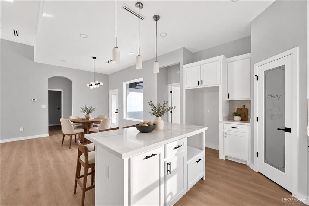 Photo 15 of 3525 Diamondhead Avenue