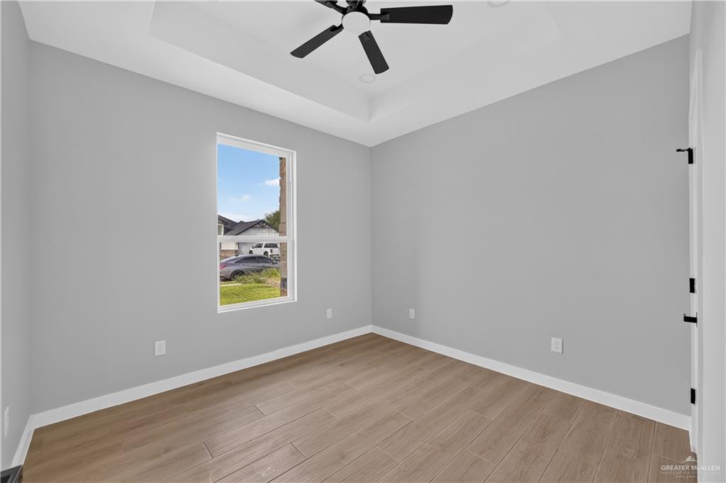 Photo 16 of 3525 Diamondhead Avenue