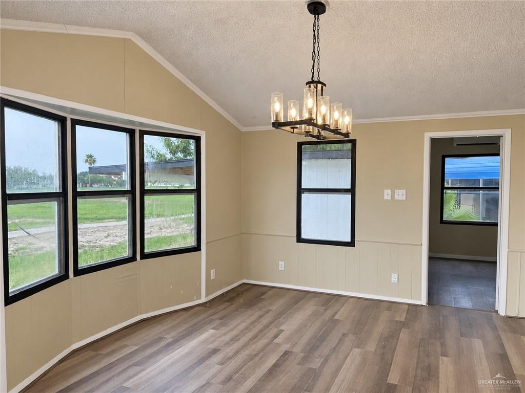 Photo 2 of 2812 Scarlet Court