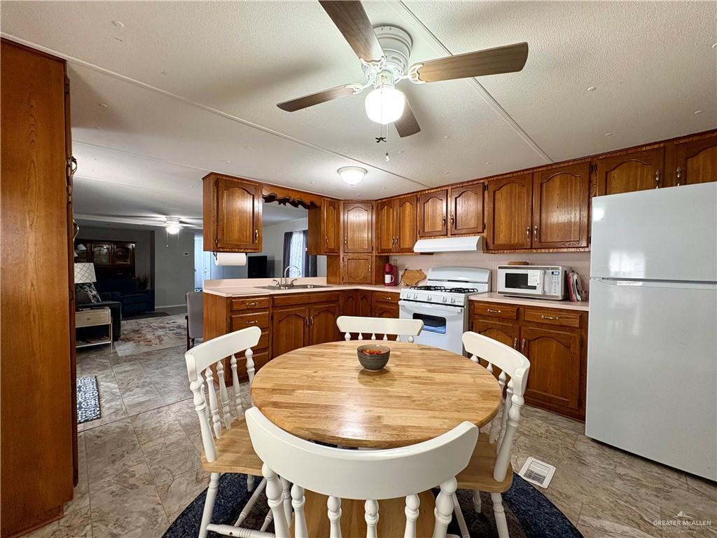 Photo 10 of 2929 50th Street