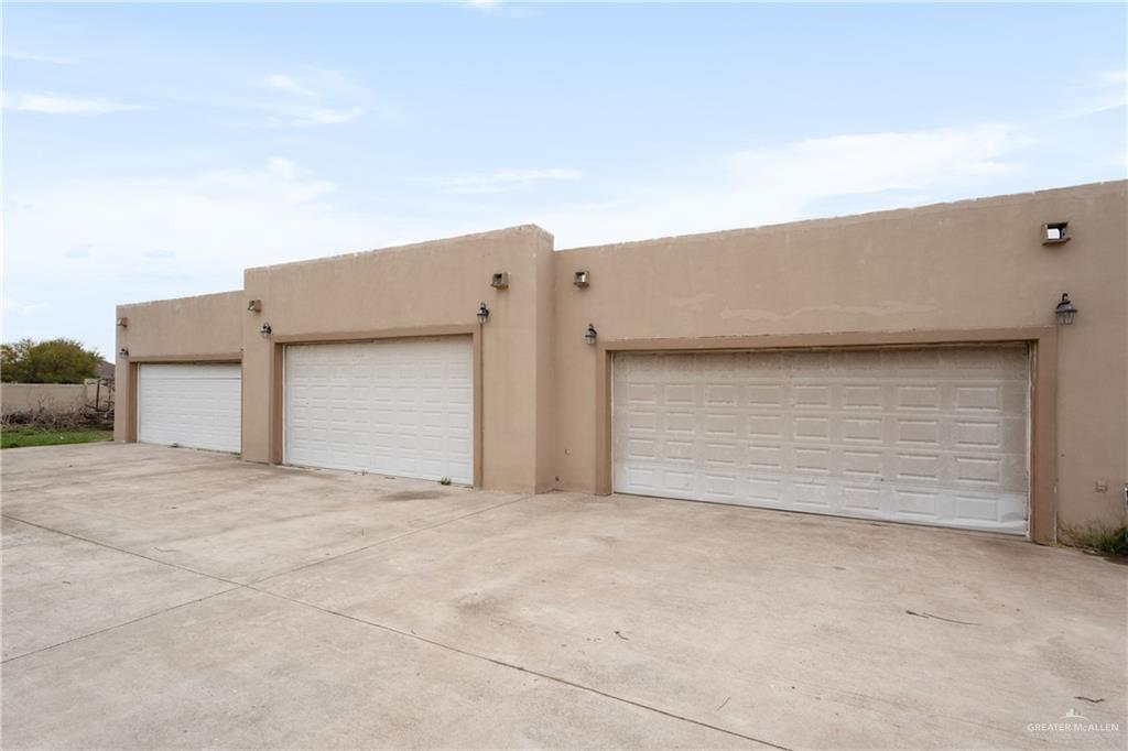Photo 18 of 706 Chelsea Drive