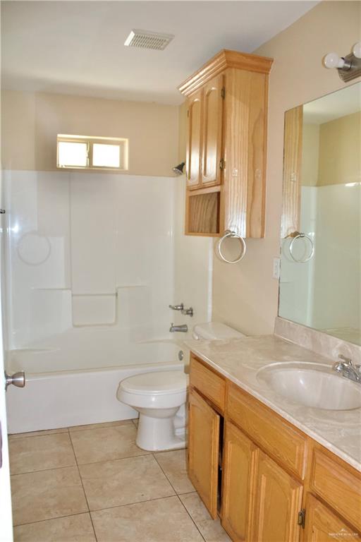 Photo 4 of 1908 Western Drive #unit D