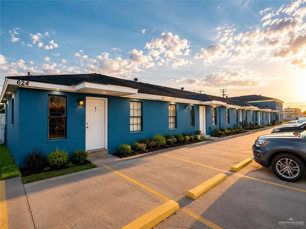 Photo 5 of 624 Santa Rosa Avenue