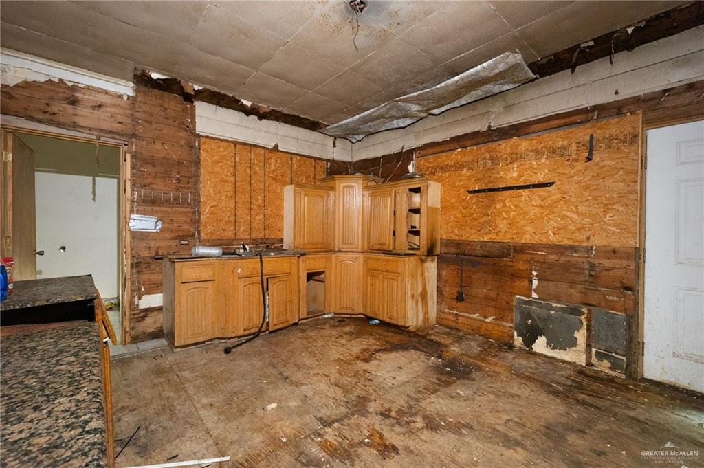 Photo 8 of 307 Lantana Drive