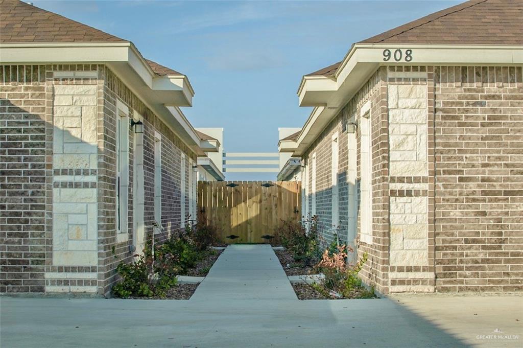 Photo 2 of 908 Kohala Avenue #2