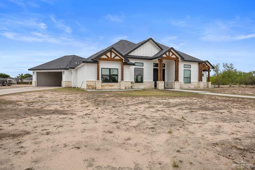 Photo 2 of 411 Silver-Spur Drive