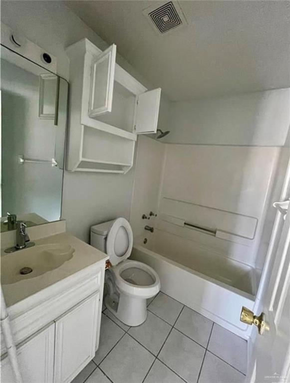 Photo 10 of 2302 Kimberly Lane #1