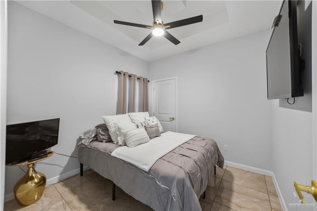 Photo 12 of 2901 Dahlia Drive