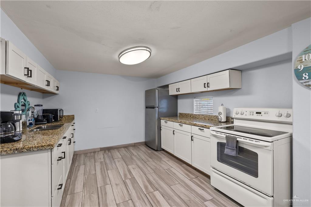 Photo 21 of 200 Retama Street #C