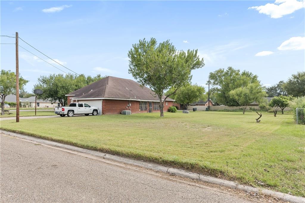 Photo 10 of 2218 Tangelo Avenue