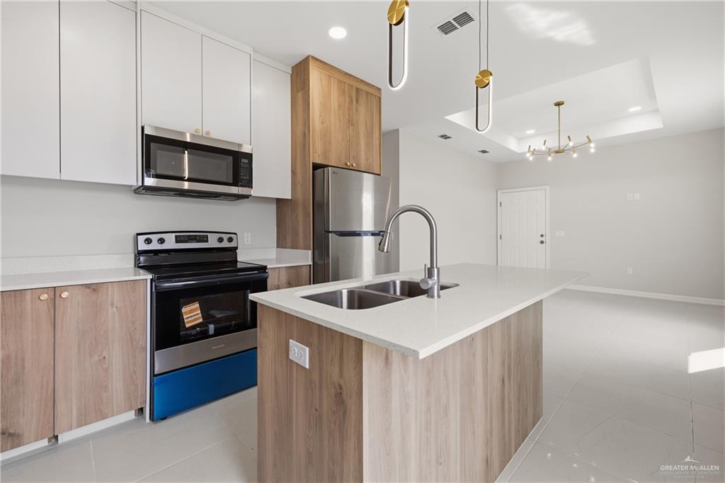 Photo 16 of 4225 Heron Avenue