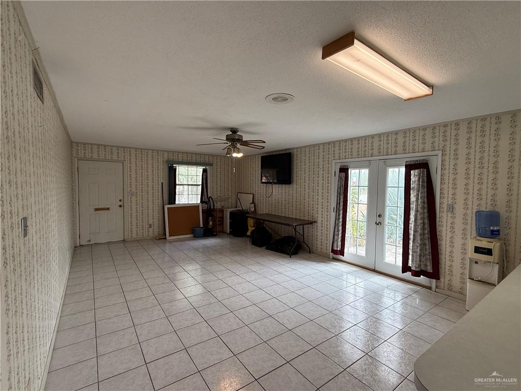 Photo 14 of 2625 Harrison Avenue