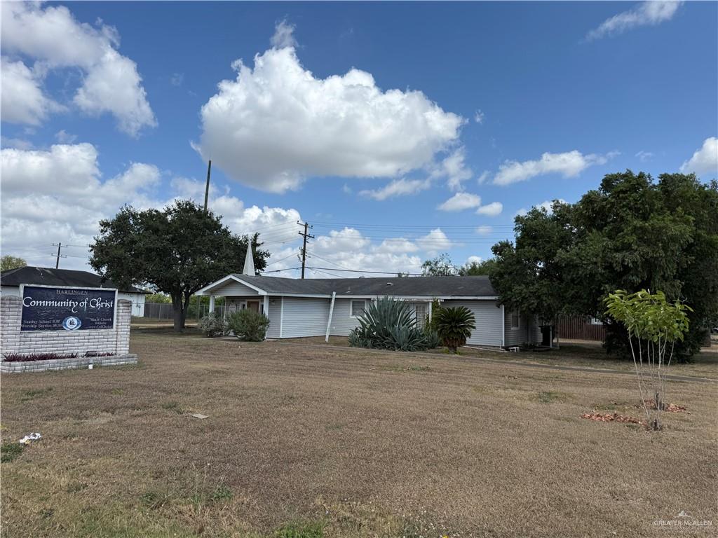 Photo 2 of 2625 Harrison Avenue