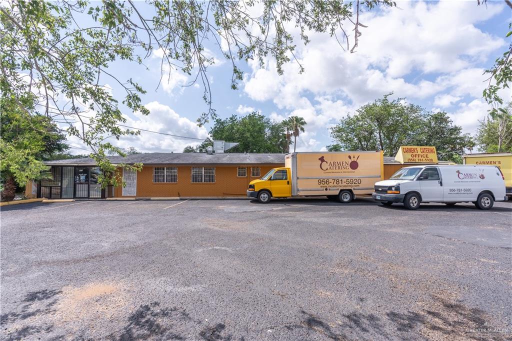 Photo 1 of 901 Cage Boulevard, Pharr