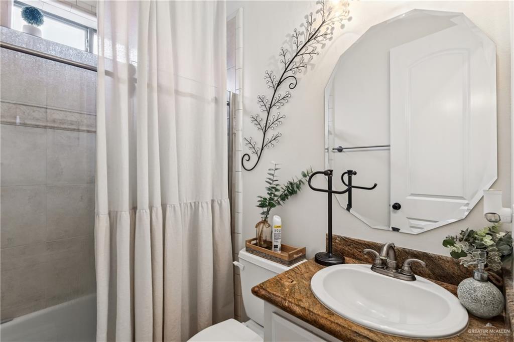 Photo 21 of 629 Sabal Avenue