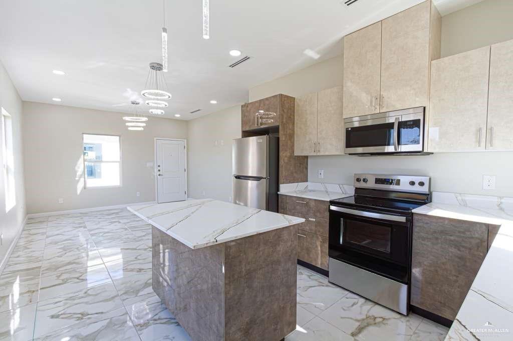 Photo 2 of 601 Emerald Avenue #1,2,4