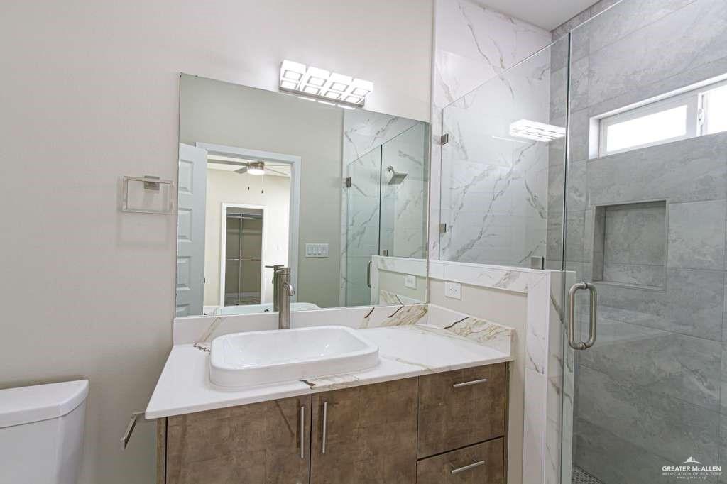 Photo 3 of 601 Emerald Avenue #1,2,4