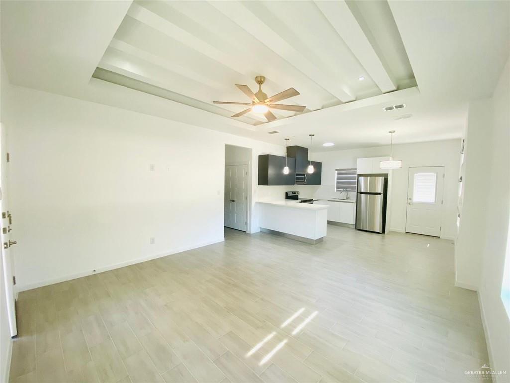 Photo 4 of 1721 Summit Drive #1
