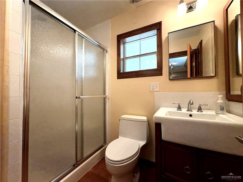 Photo 8 of 3801 Mallard Drive