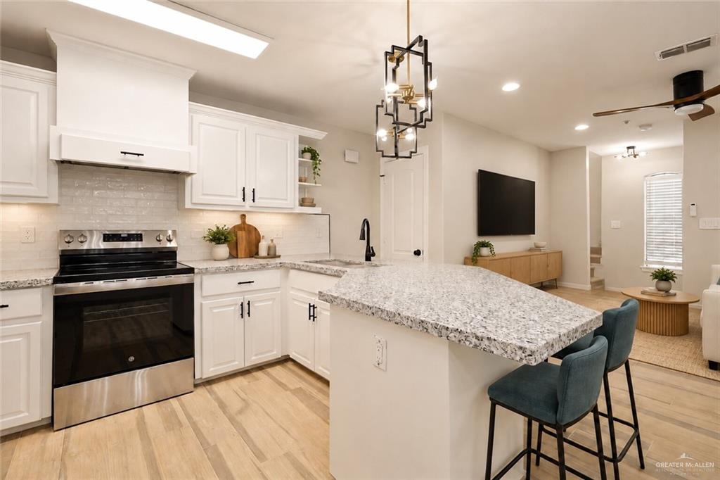 Photo 2 of 213 49th Street #1
