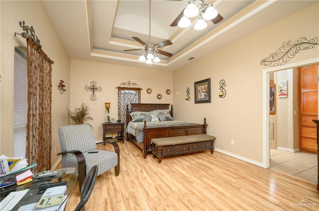 Photo 9 of 4403 Mesquite Avenue