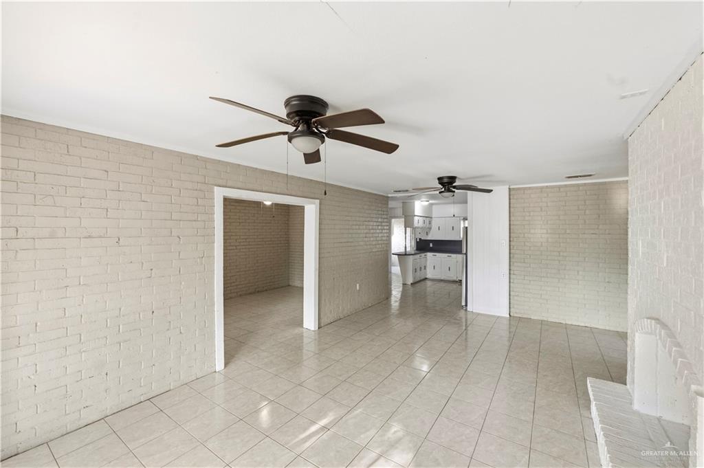 Photo 4 of 307 Cox Street