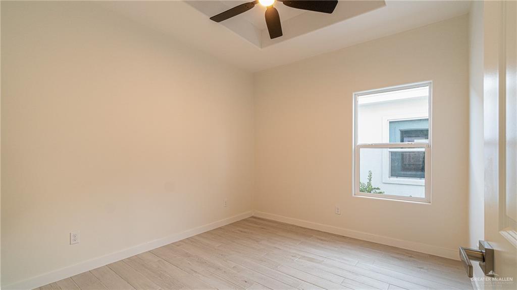 Photo 11 of 5805 Northwestern Avenue #2