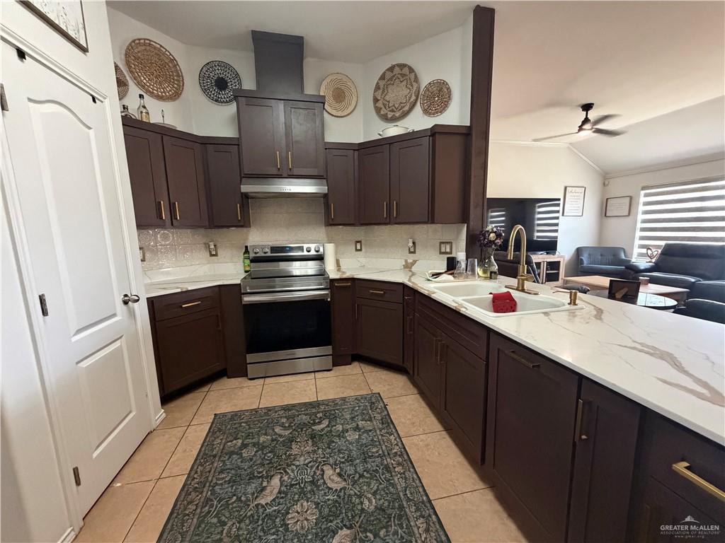 Photo 9 of 2306 Bald Cypress Drive