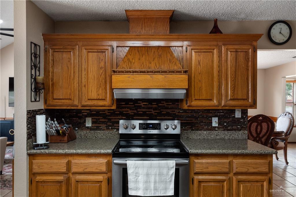 Photo 10 of 113 Pelican Avenue