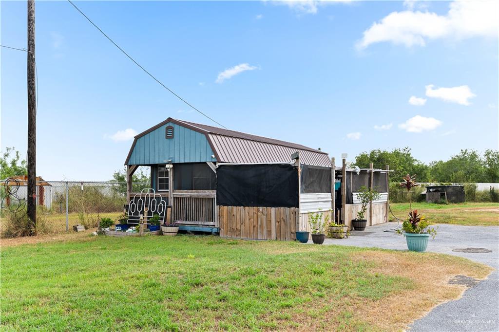 Photo 1 of 1701 Montezuma Drive, Alamo