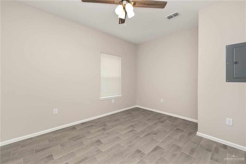 Photo 27 of 2708 Harrison Avenue #4