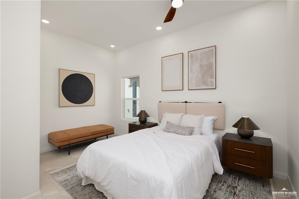 Photo 9 of 5801 Providence Avenue #C
