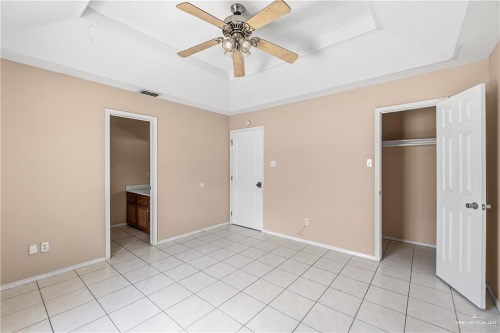 Photo 9 of 1711 Tampa Street