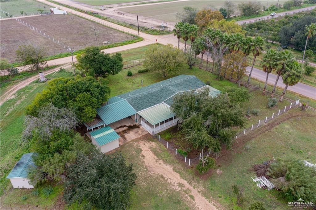 Photo 3 of 14735 Trosper Road