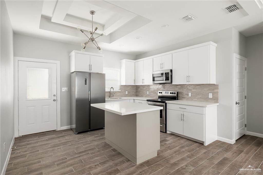 Photo 5 of 405 Rafael Drive