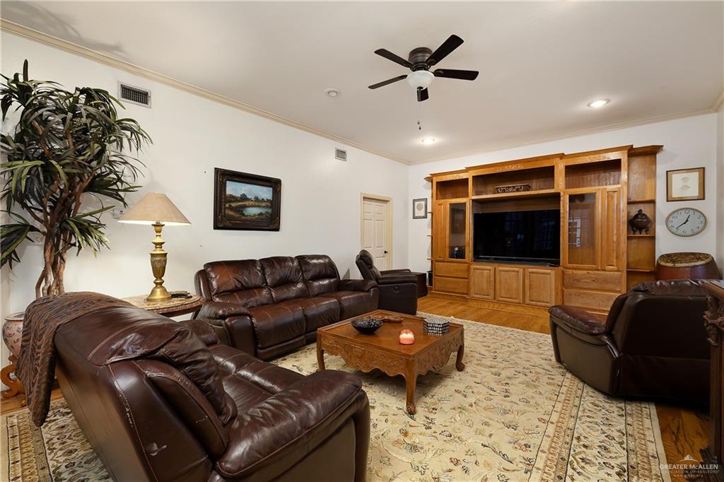 Photo 9 of 408 Newport Lane
