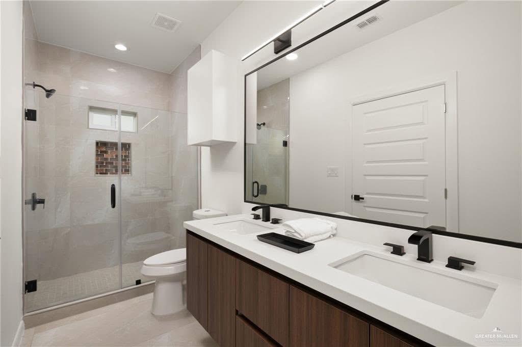 Photo 11 of 5601 Providence Avenue #A