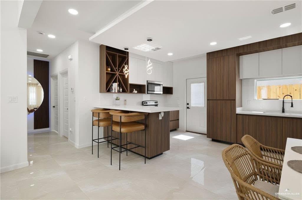 Photo 5 of 5601 Providence Avenue #A