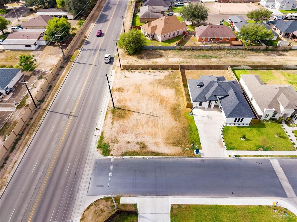 Photo 2 of 501 Hunter Drive