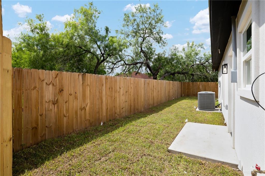 Photo 24 of 604 Pecan Street