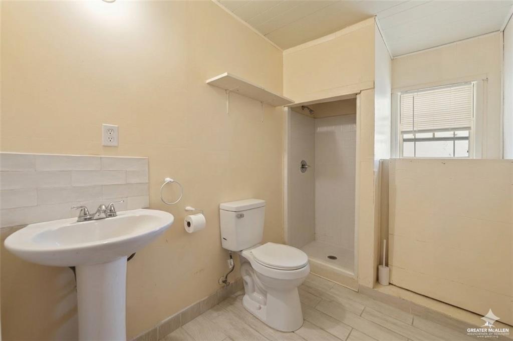Photo 8 of 2708 Nannette Avenue