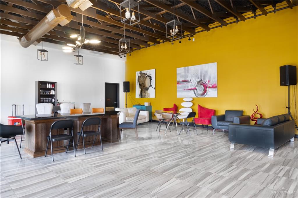 Photo 6 of 2721 Fountain Plaza Boulevard #Suite C
