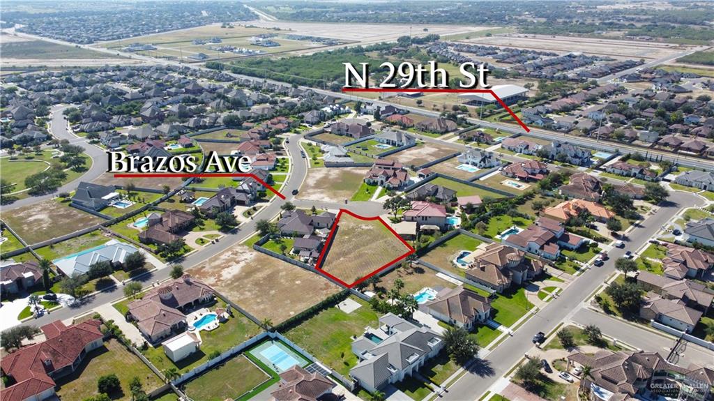 Photo 8 of 2616 Brazos Court